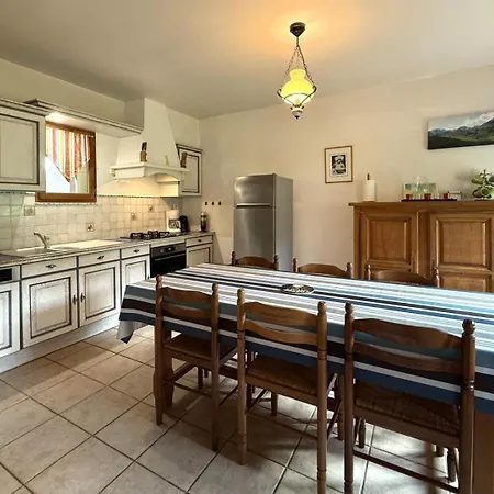 Chez Betouigt Ferienhaus Ledeuix